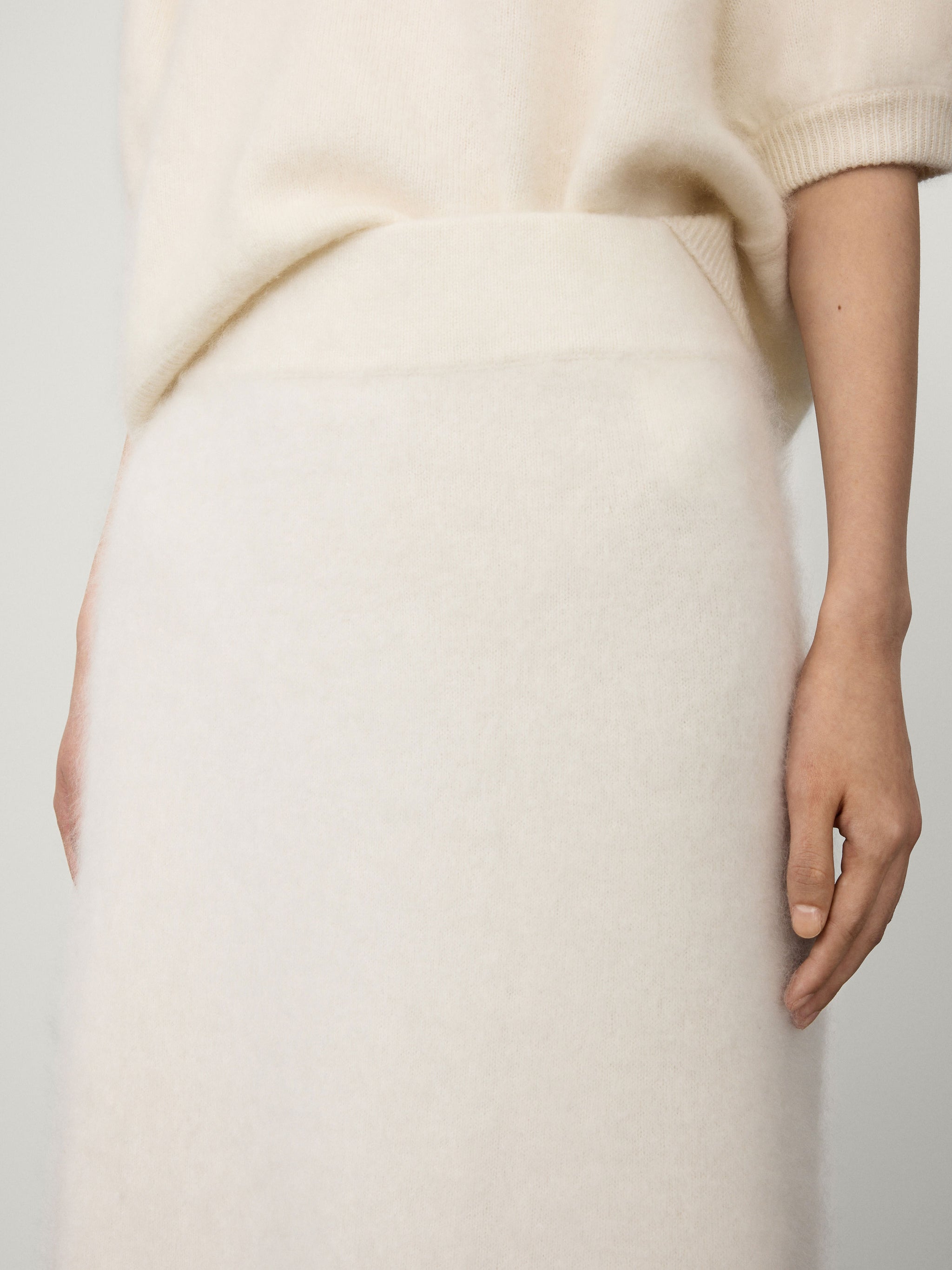 【Lisa Yang】 Asta brushedカシミヤミディスカート LISA YANG Asta brushed-cashmere midi skirt | NET-A-PORTER