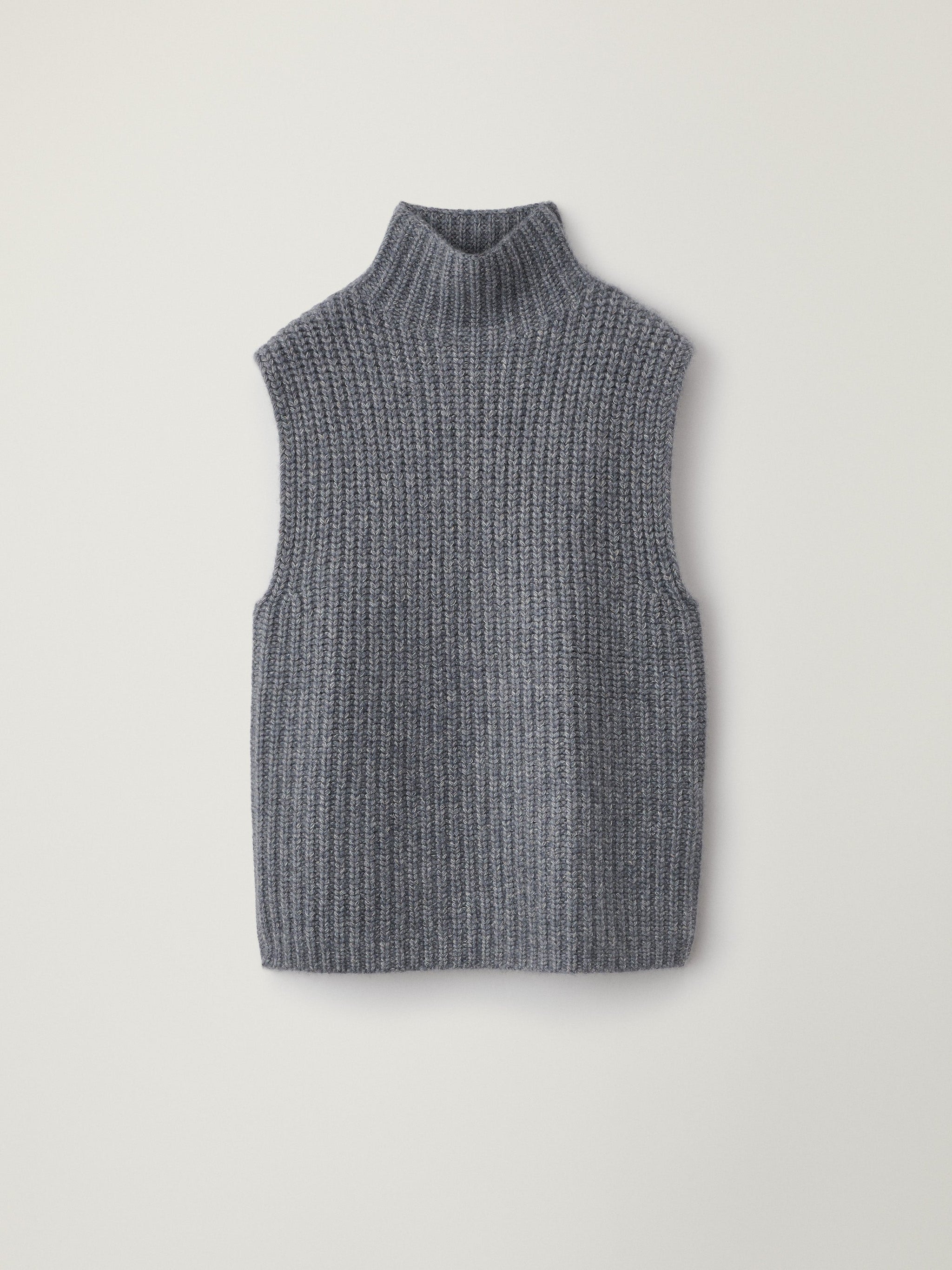 The Joceylne Vest – LISA YANG