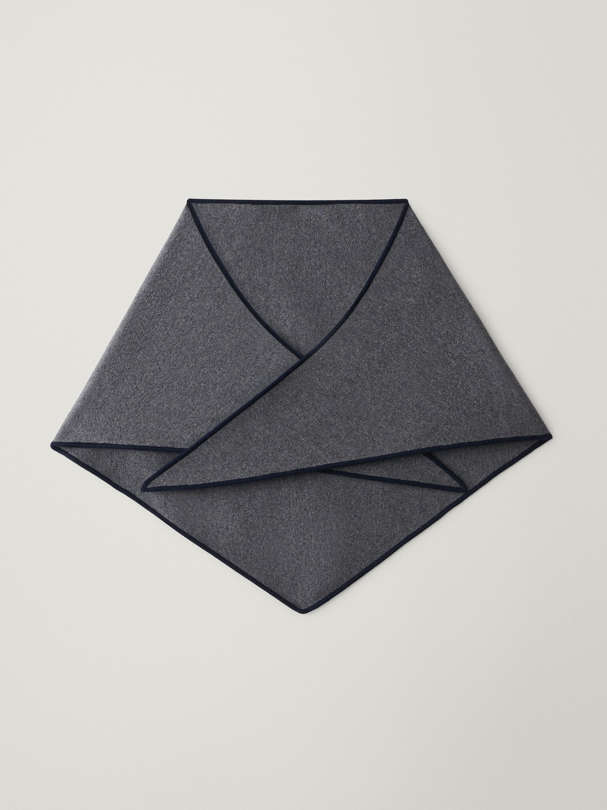 The Bandana Contrast Large Scarf – LISA YANG