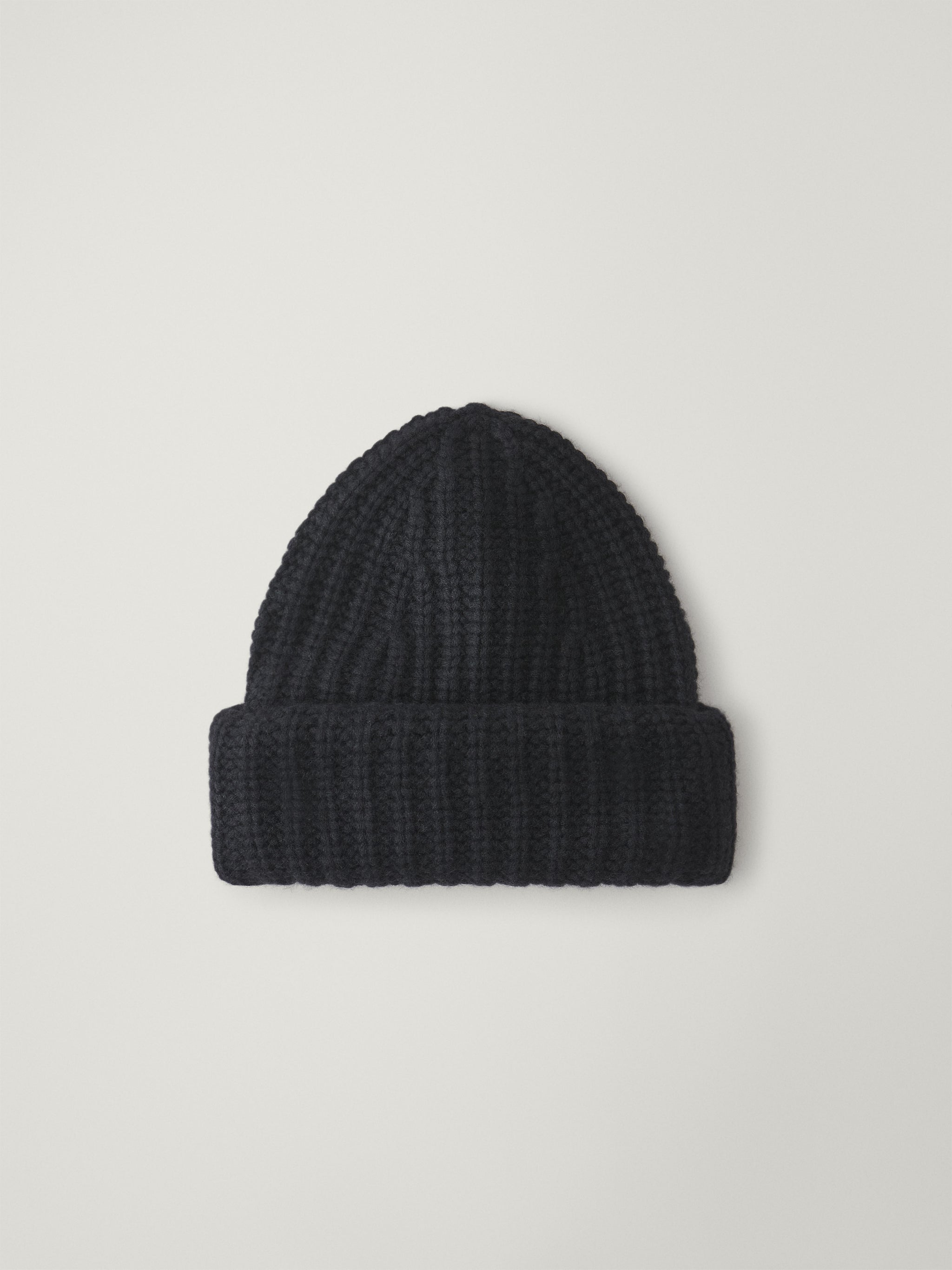 The Beatris Beanie – LISA YANG