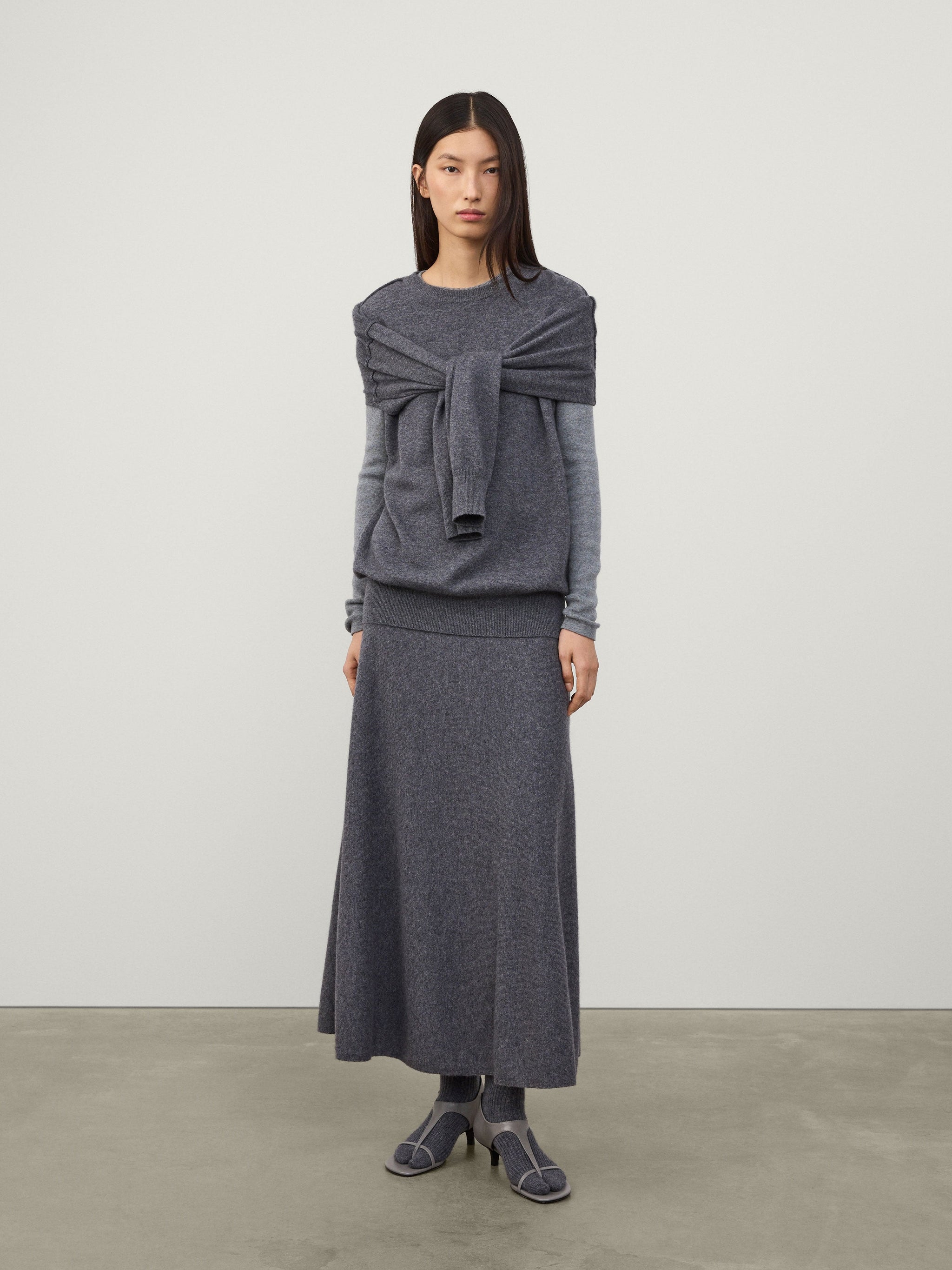 The Othelia Sweater – LISA YANG