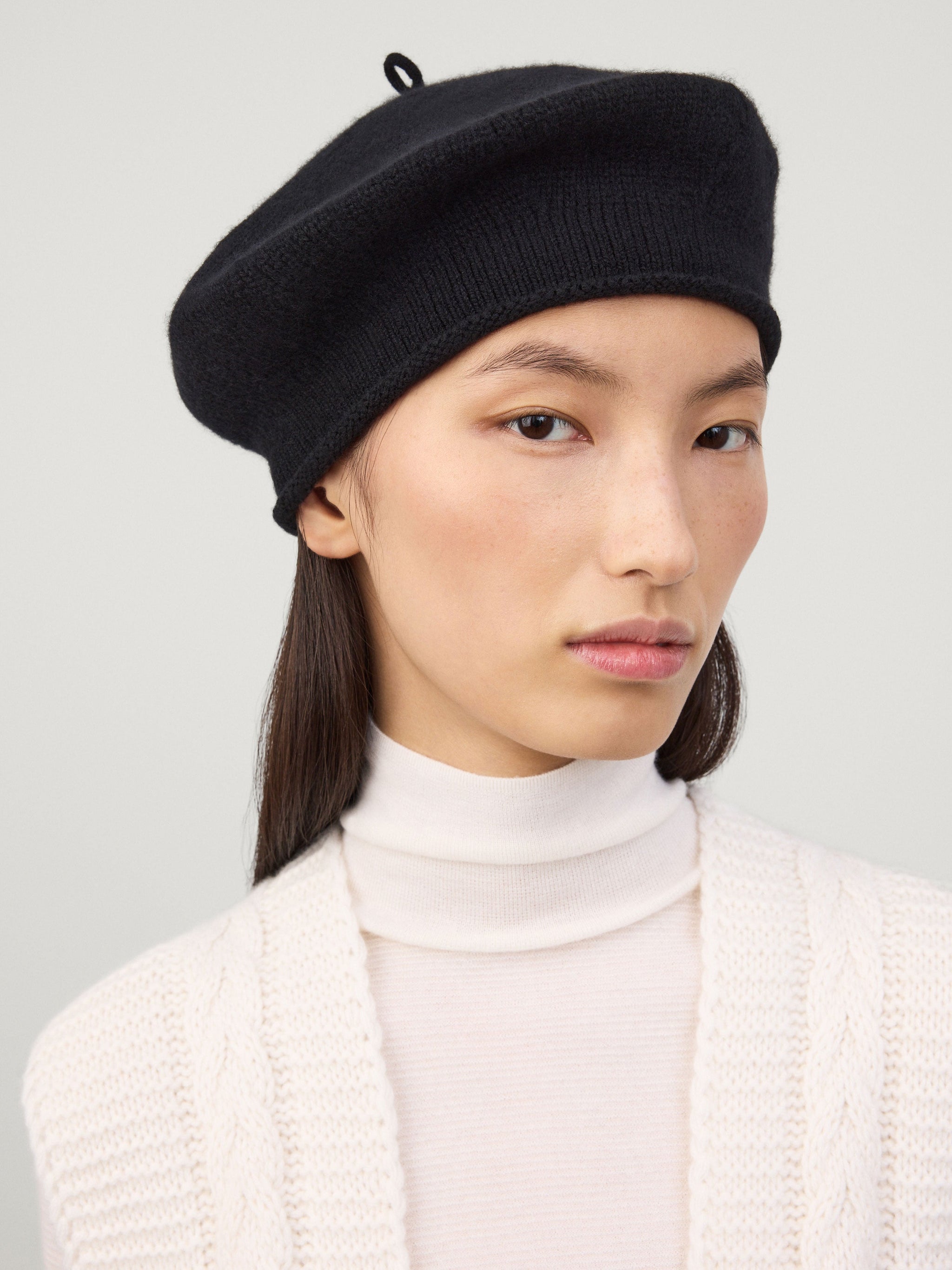Hats & Beanies – LISA YANG