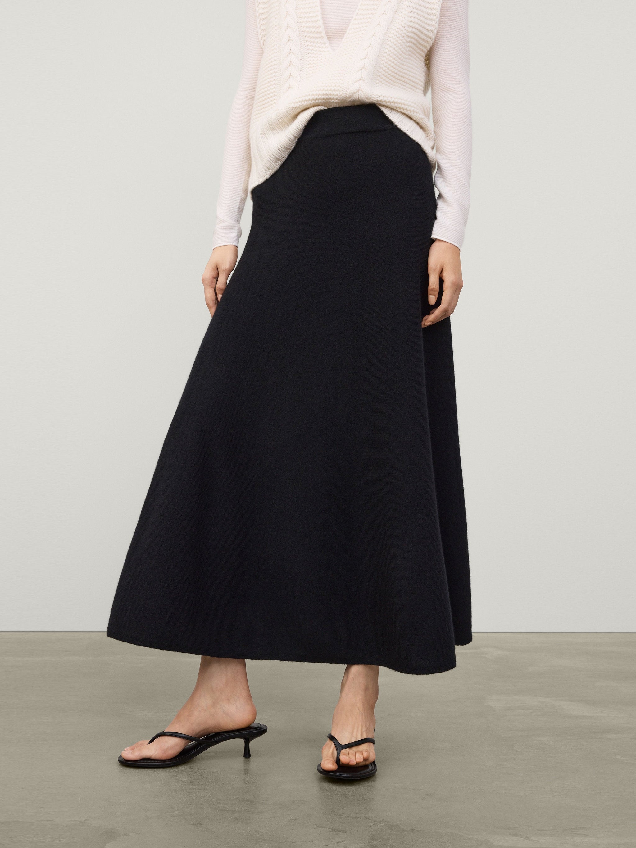 The Torie Skirt – LISA YANG