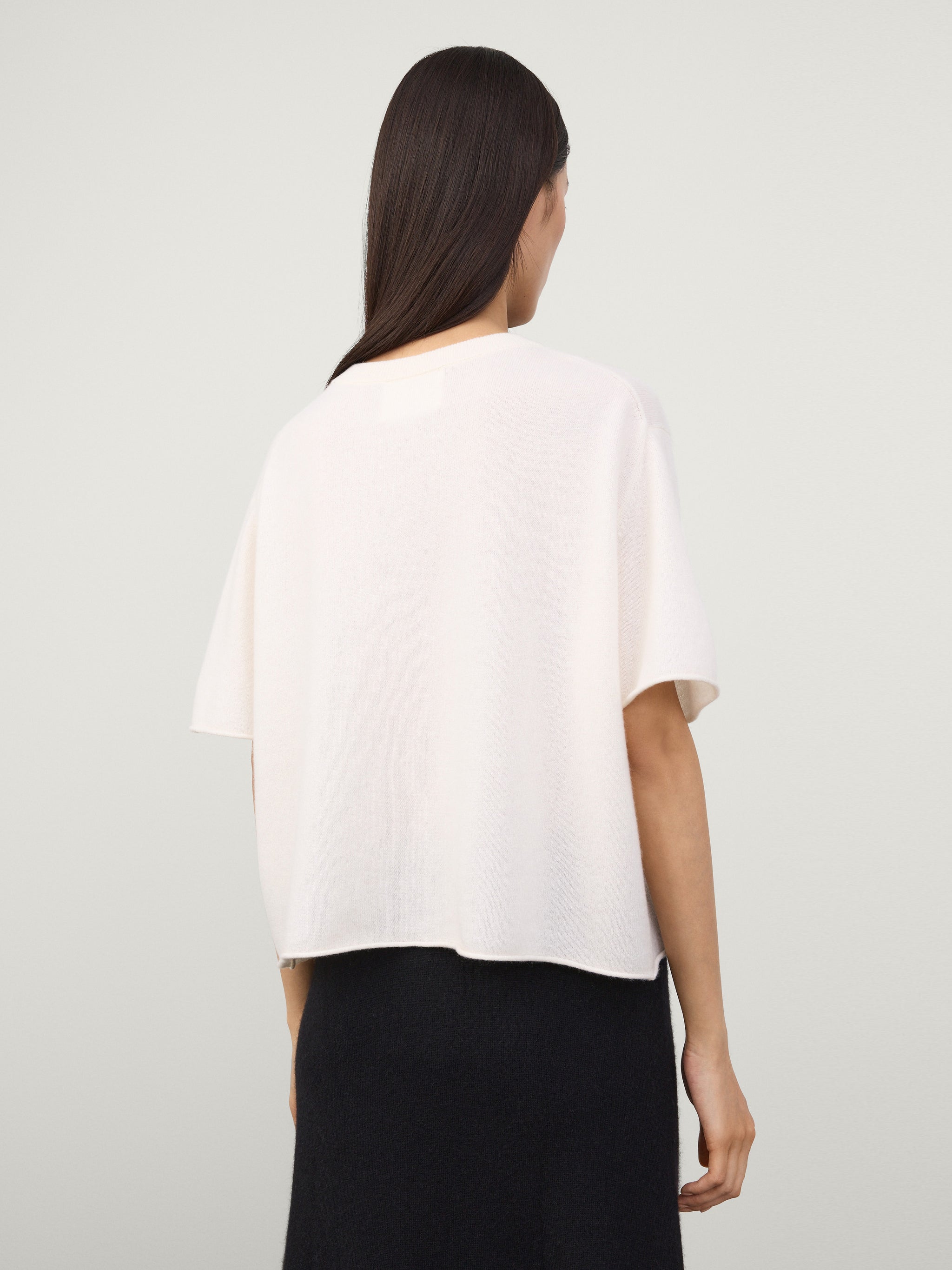 The Cila T-shirt – LISA YANG