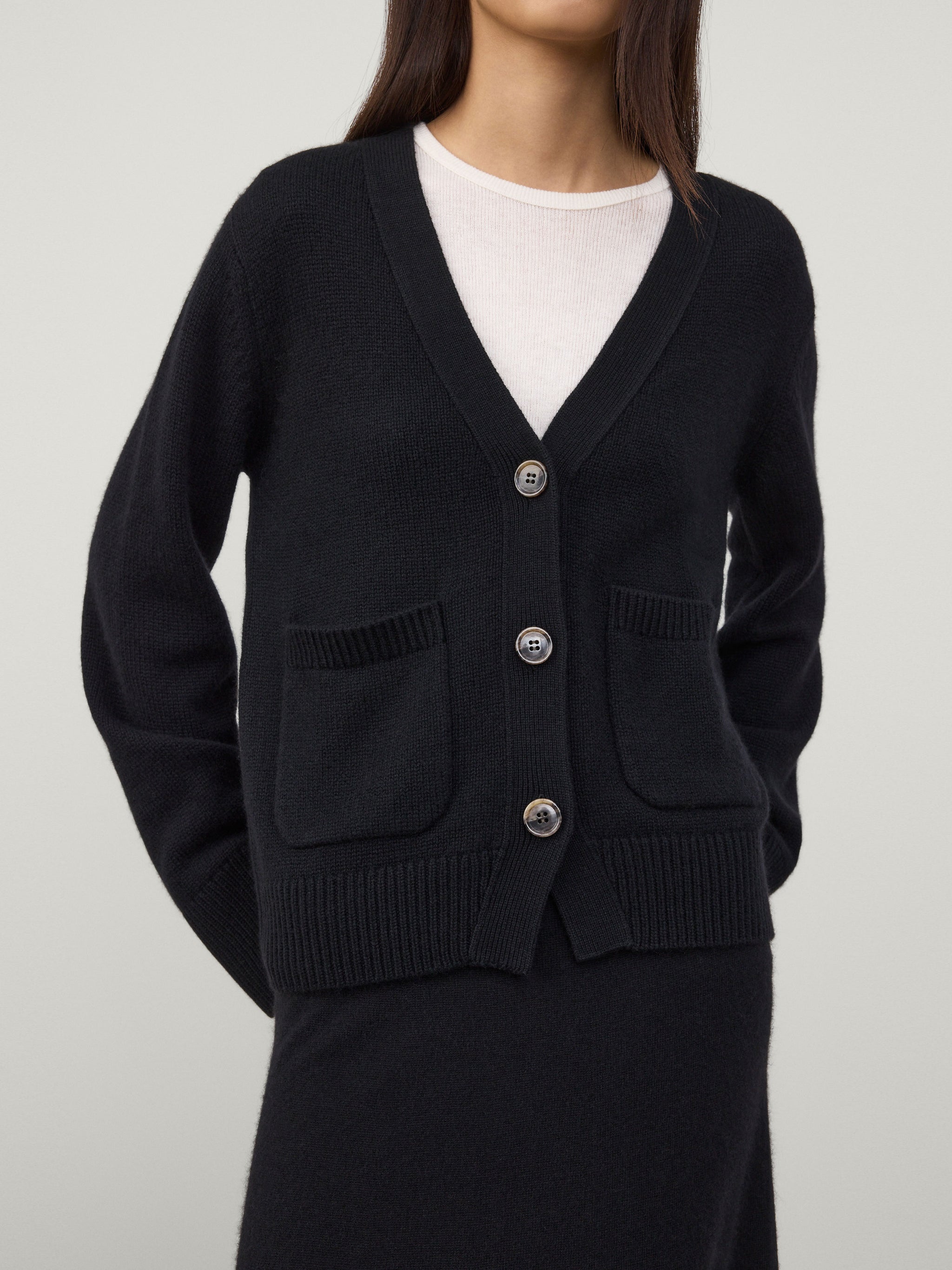 The Danni Cardigan Black – LISA YANG