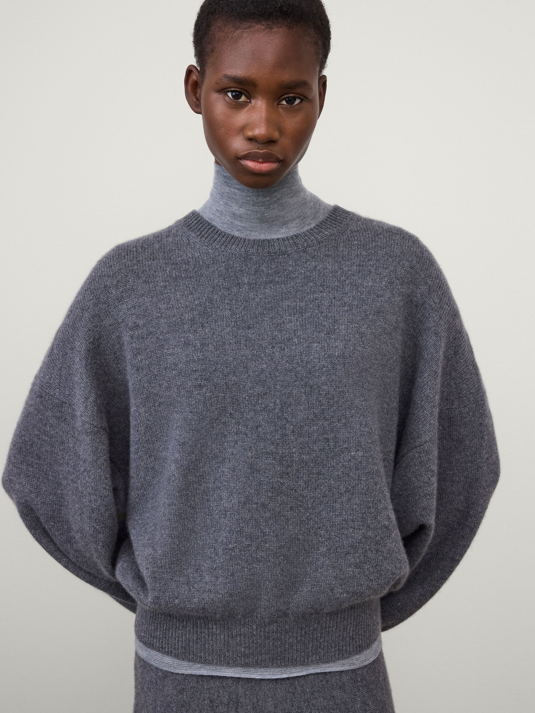 The Veira Sweater – LISA YANG