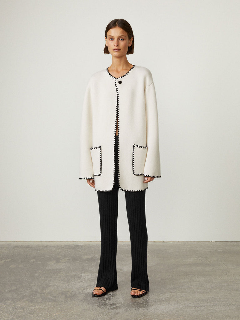 Joline Cardigan Cream | Lisa Yang | White black stitching cardigan coat with pockets in 100% cashmere