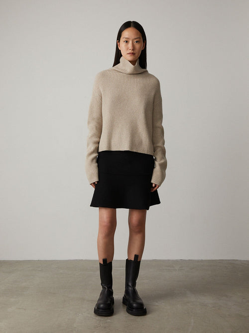 Ella Sweater Sand | Lisa Yang | Beige high neck sweater in 100% cashmere