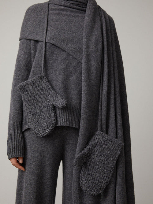 Montana Mittens Graphite | Lisa Yang | Dark grey mittens gloves in 100% cashmere