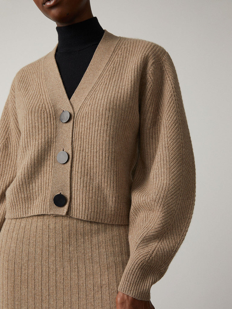 Minna Cardigan Mole | Lisa Yang | Beige brown balloon armed cardigan with buttons in 100% cashmere