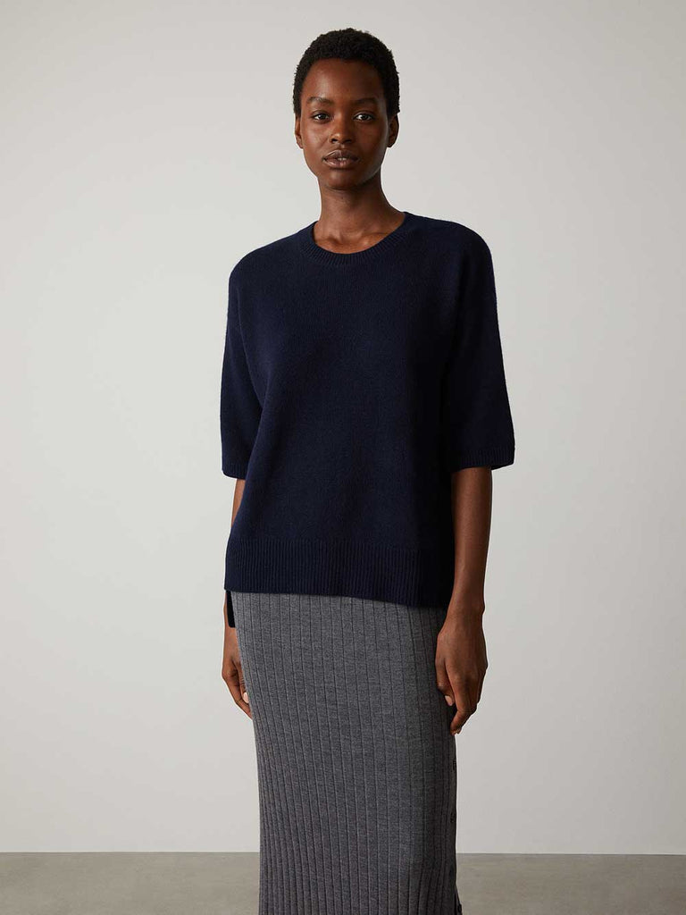 Camille Sweater Navy | Lisa Yang | Dark blue short sleeved sweater in 100% cashmere