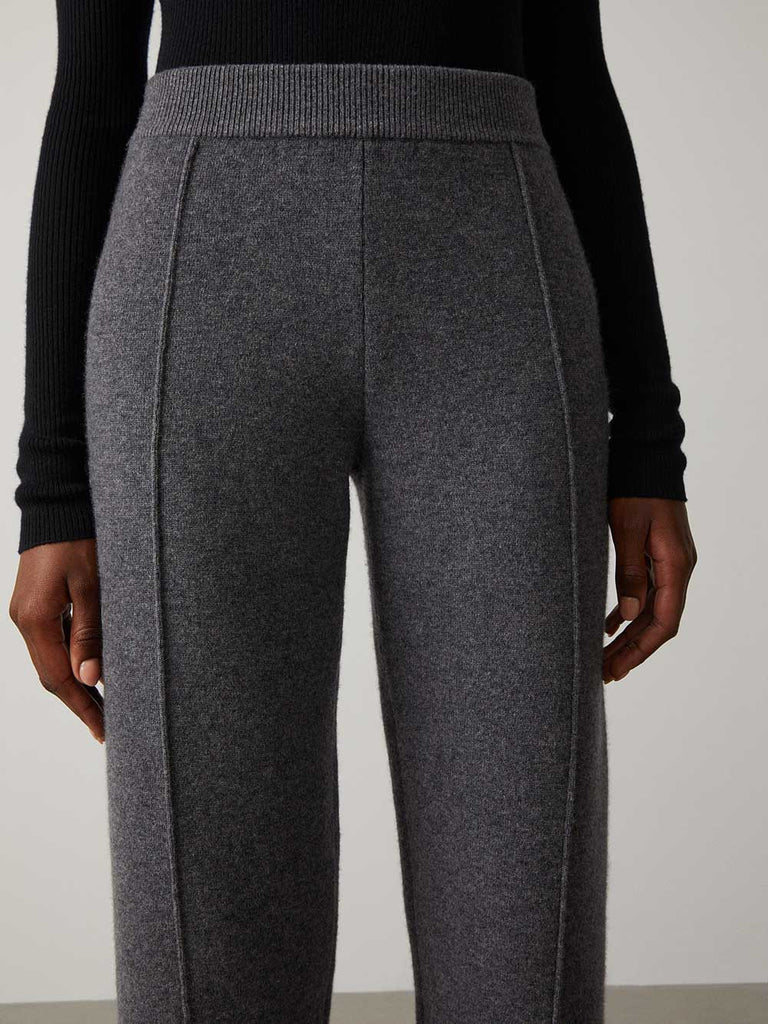 Jema Trousers Graphite | Lisa Yang | Dark grey trousers in 100% cashmere