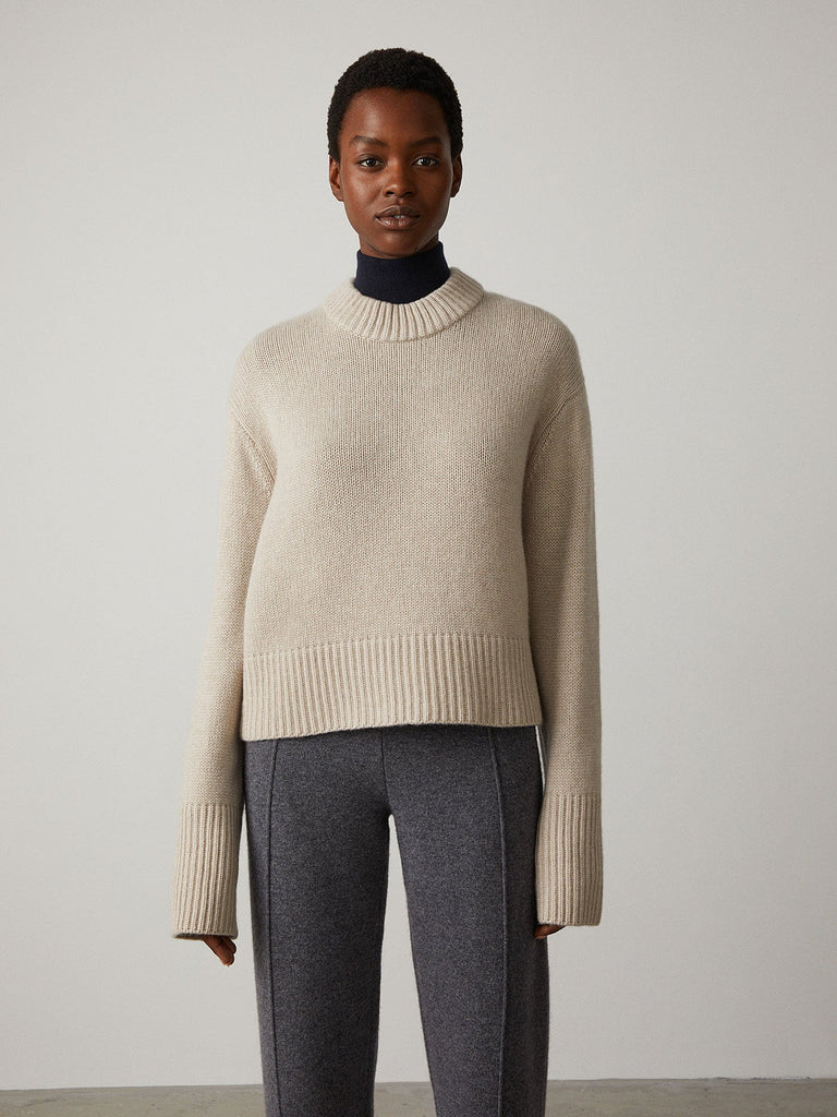 Sony Sweater Sand | Lisa Yang | Beige sweater in 100% cashmere