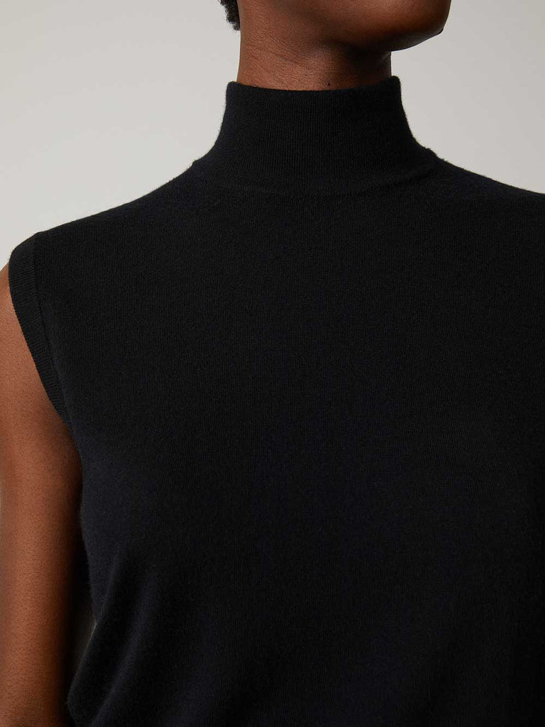 Cynthia Vest Black | Lisa Yang | Black sleeveless high neck vest in 100% cashmere