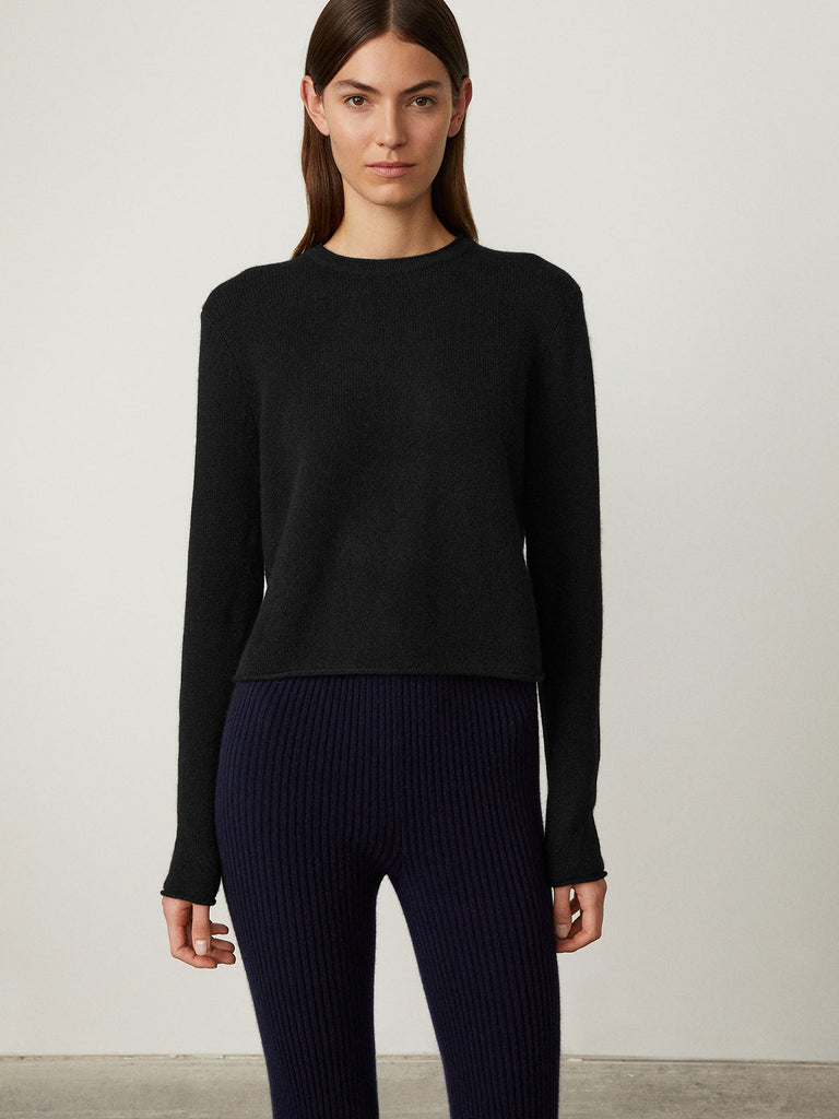 Doreen Sweater Black | Lisa Yang | Black Sweater in 100% cashmere
