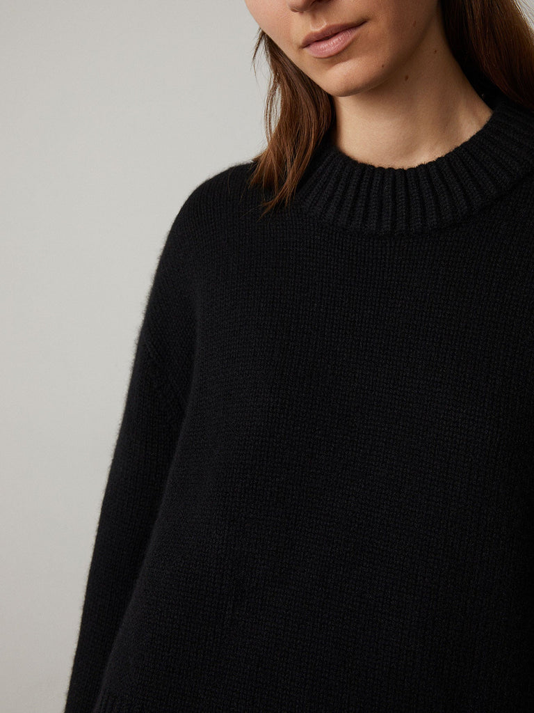 Sony Sweater Black | Lisa Yang | Black sweater in 100% cashmere