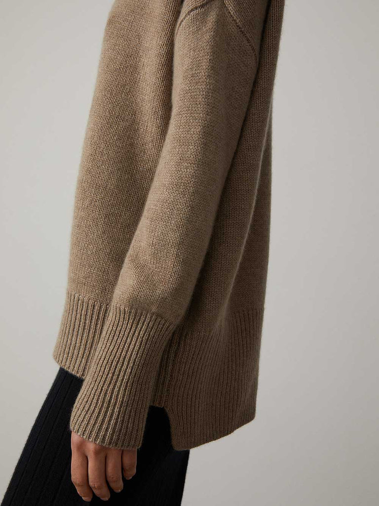 Heidi Sweater Mole | Lisa Yang | Beige brown high neck sweater in 100% cashmere
