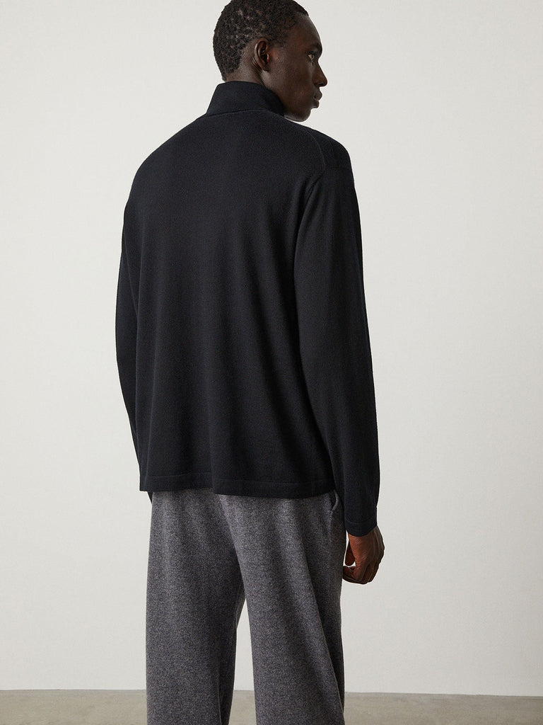 Alain Sweater Black | Lisa Yang | Black high neck sweater in 100% cashmere