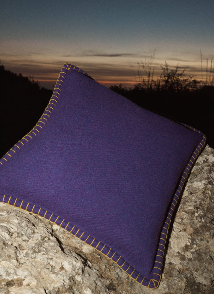 Amsterdam Cushion Deep Violet Graphite | Lisa Yang | Dark purple grey cushion in 100% cashmere
